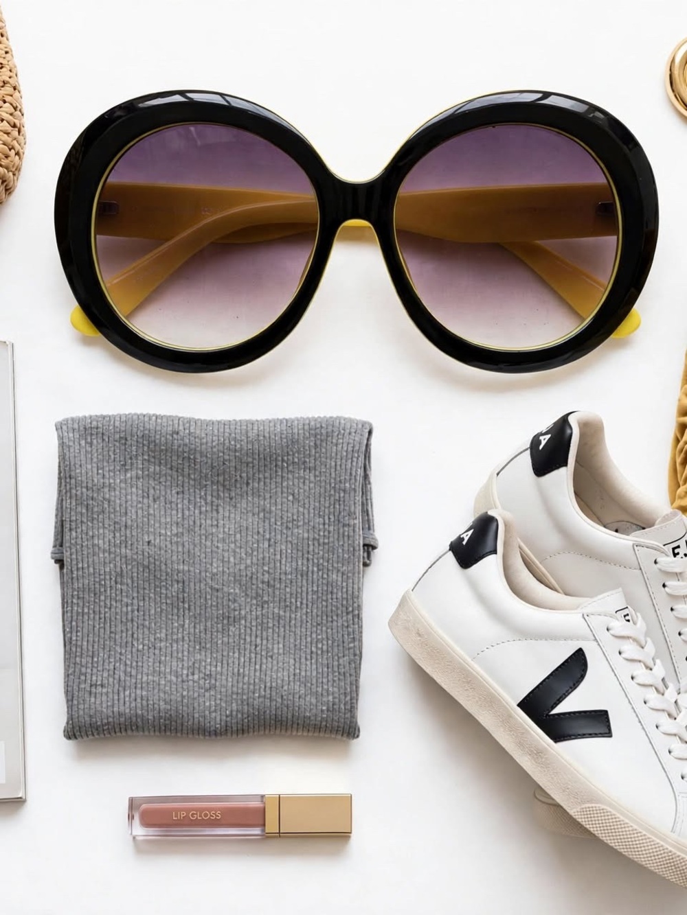Oversized Yellow and Black Round Frame Sunglasses - Women Accessories - Picture 4 of 13